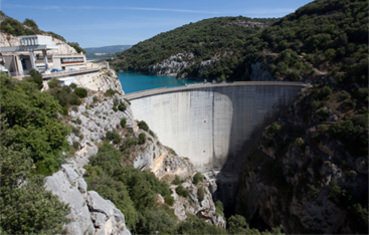 vue aerienne du barrage ste croix